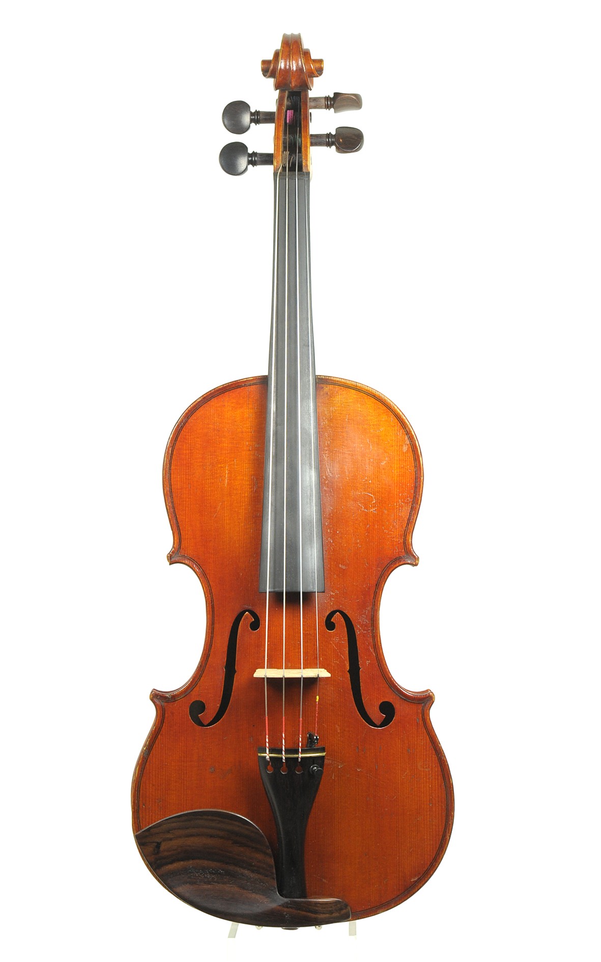 Jules Sirgent, Paris, fine French violin patterned after Guarneri, circa 1900 - table