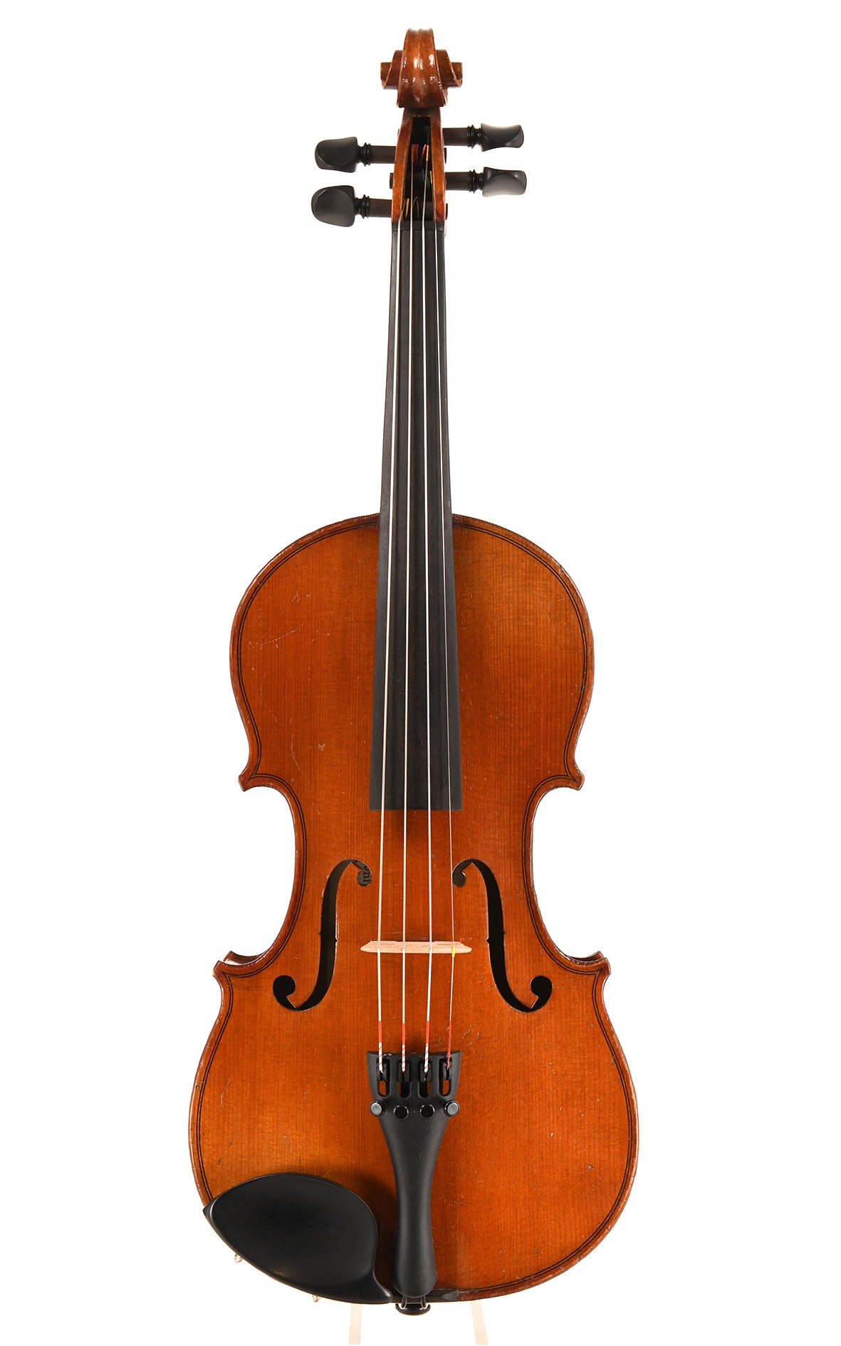 强大的声音，古老的法国3/4小提琴