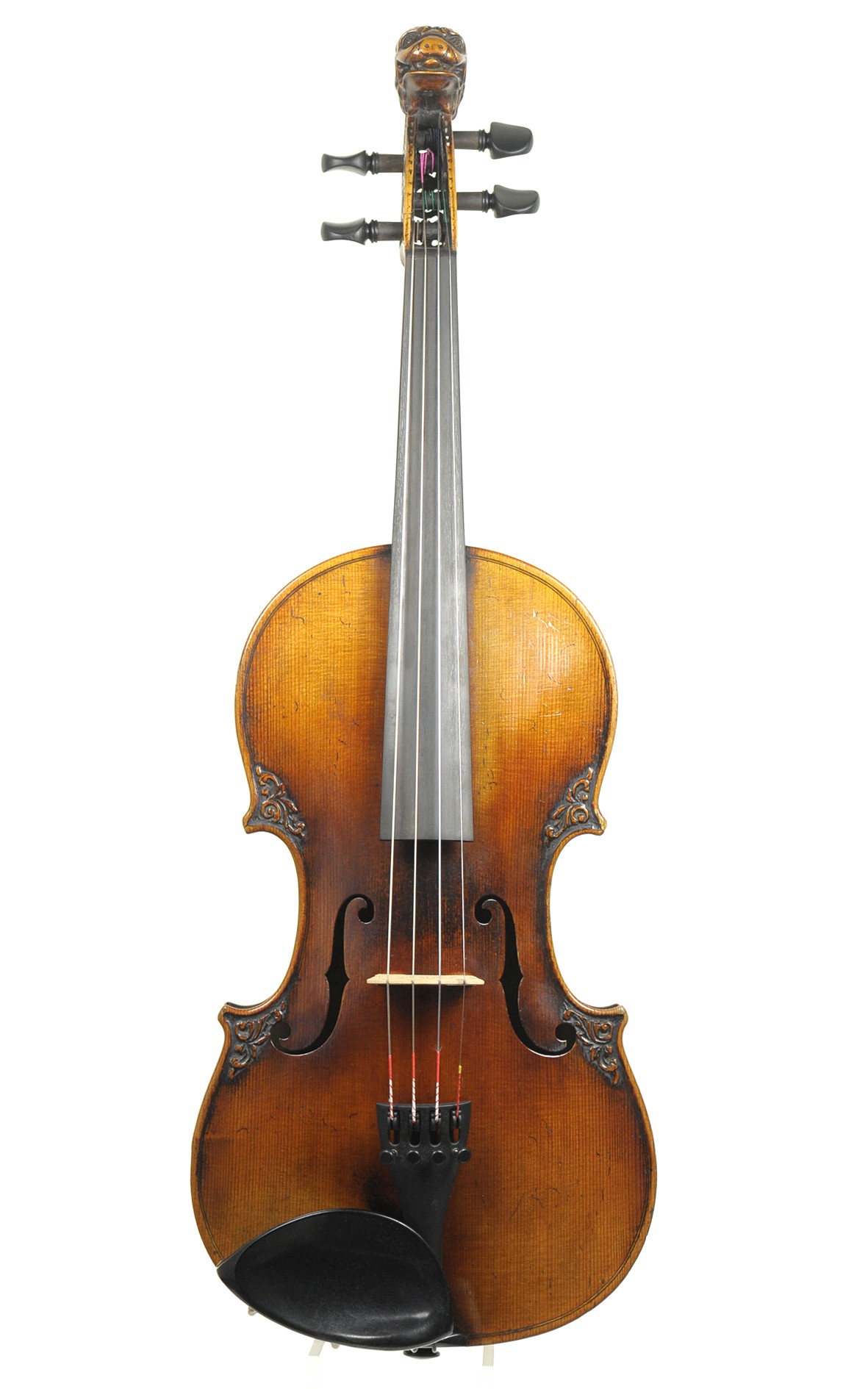Lion head violin with wood carvings, France, 19th century - table