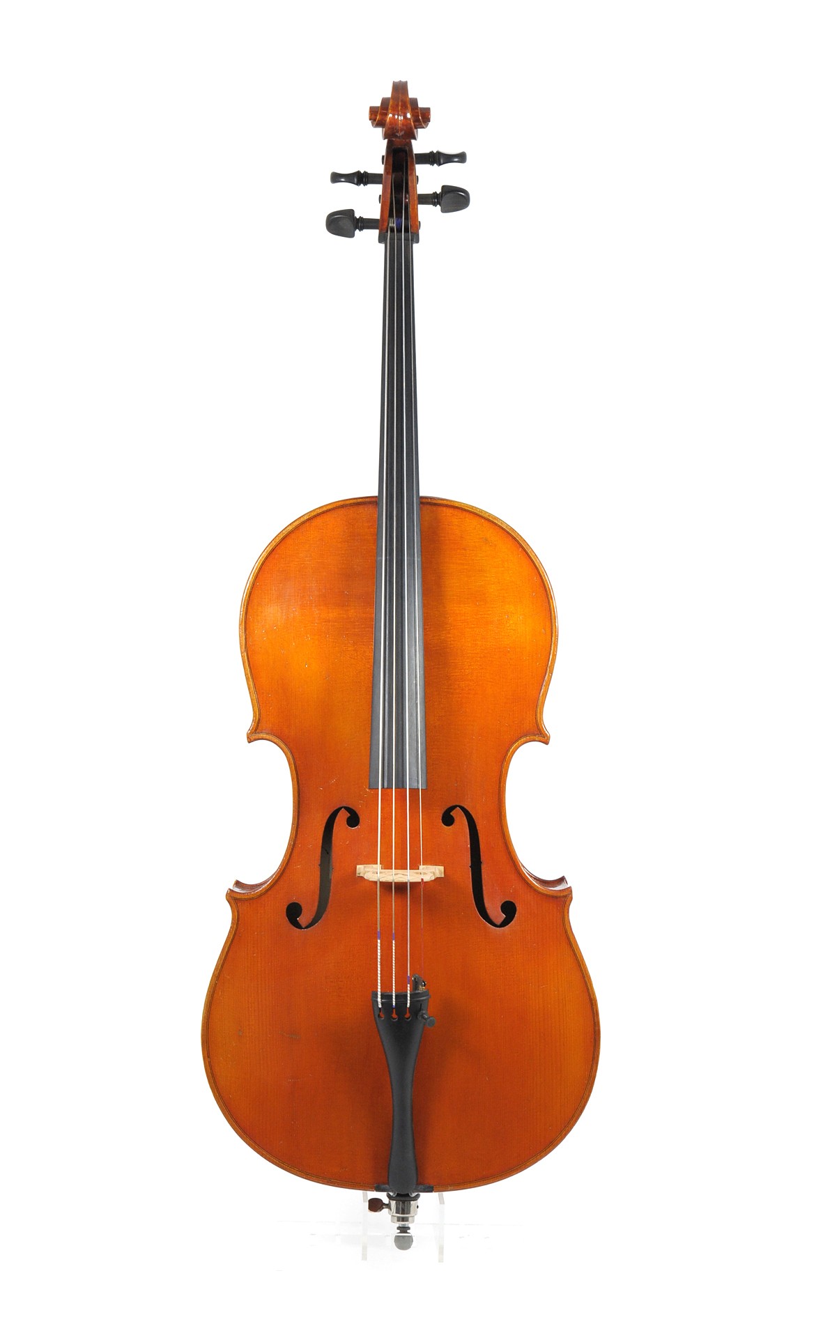 Wilfried Leonhardt, Mittenwald - 3/4 sized cello, ca. 1970 - table